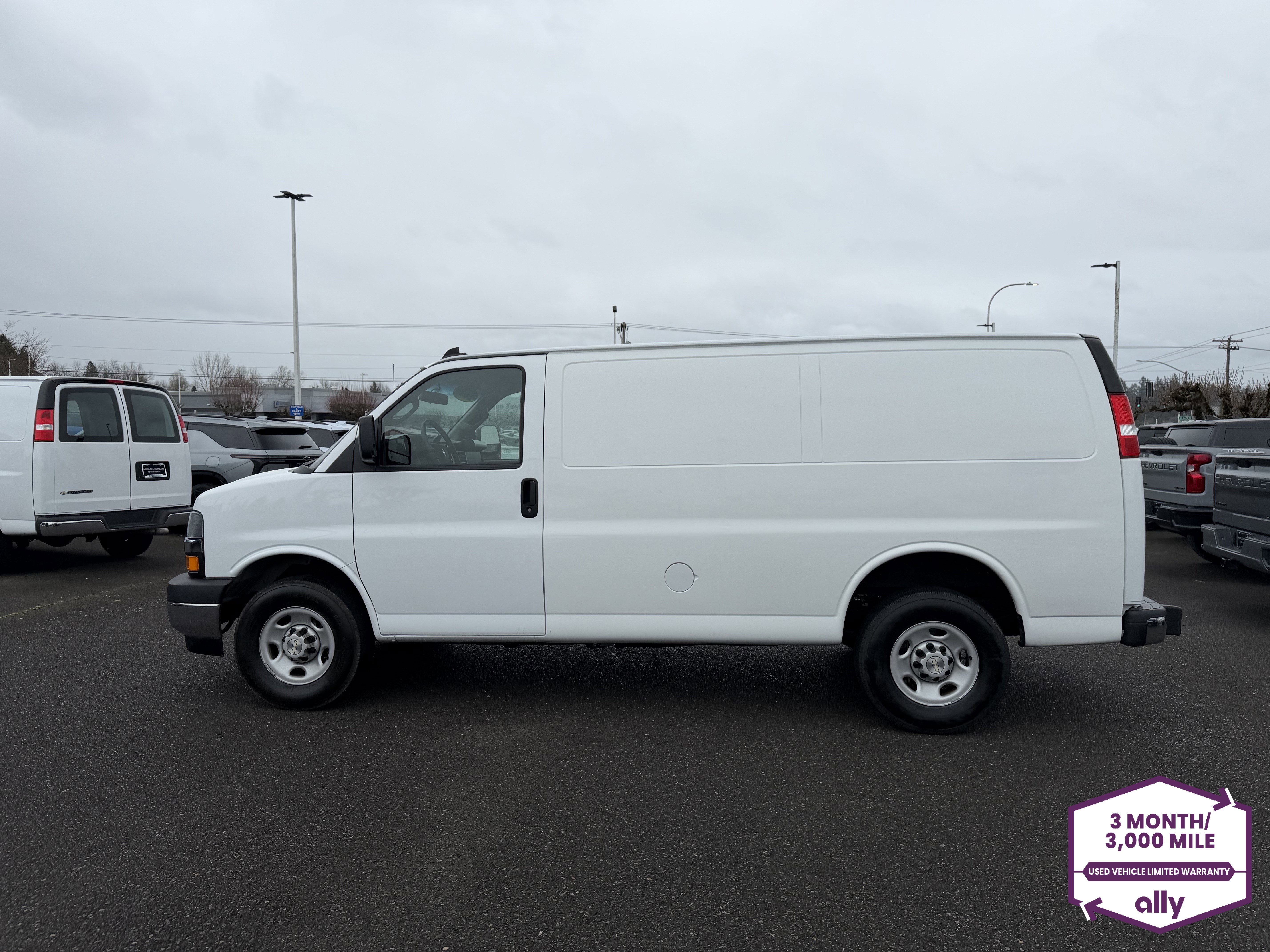 Used 2024 Chevrolet Express 2500 w/ Driver Convenience Package image 2