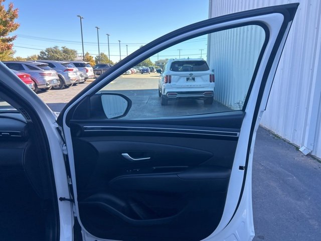 New 2024 Hyundai Tucson SEL w/ Convenience Package image 12