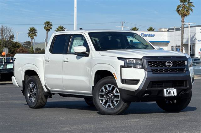 New 2026 Nissan Frontier SV w/ Tow Package AWD/4WD image 2