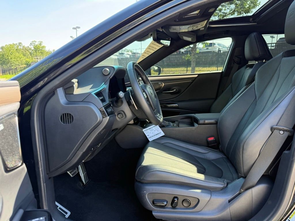 Certified 2024 Lexus ES 350 F Sport w/ Accessory Package (Z1) FWD image 25