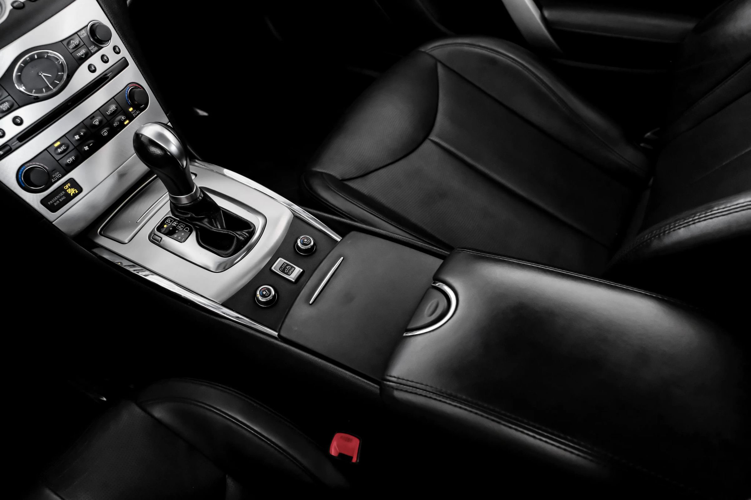 Used 2012 INFINITI G37 Convertible w/ Premium Pkg RWD image 21