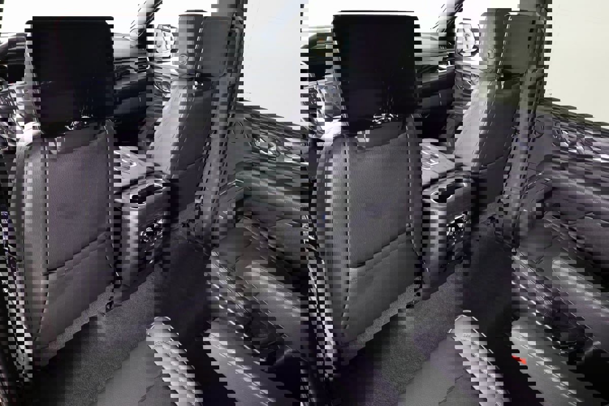 Used 2021 GMC Yukon Denali w/ Denali Ultimate Package image 57