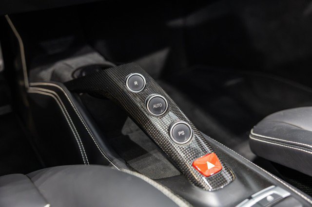 Used 2018 Ferrari 488 Spider RWD image 39