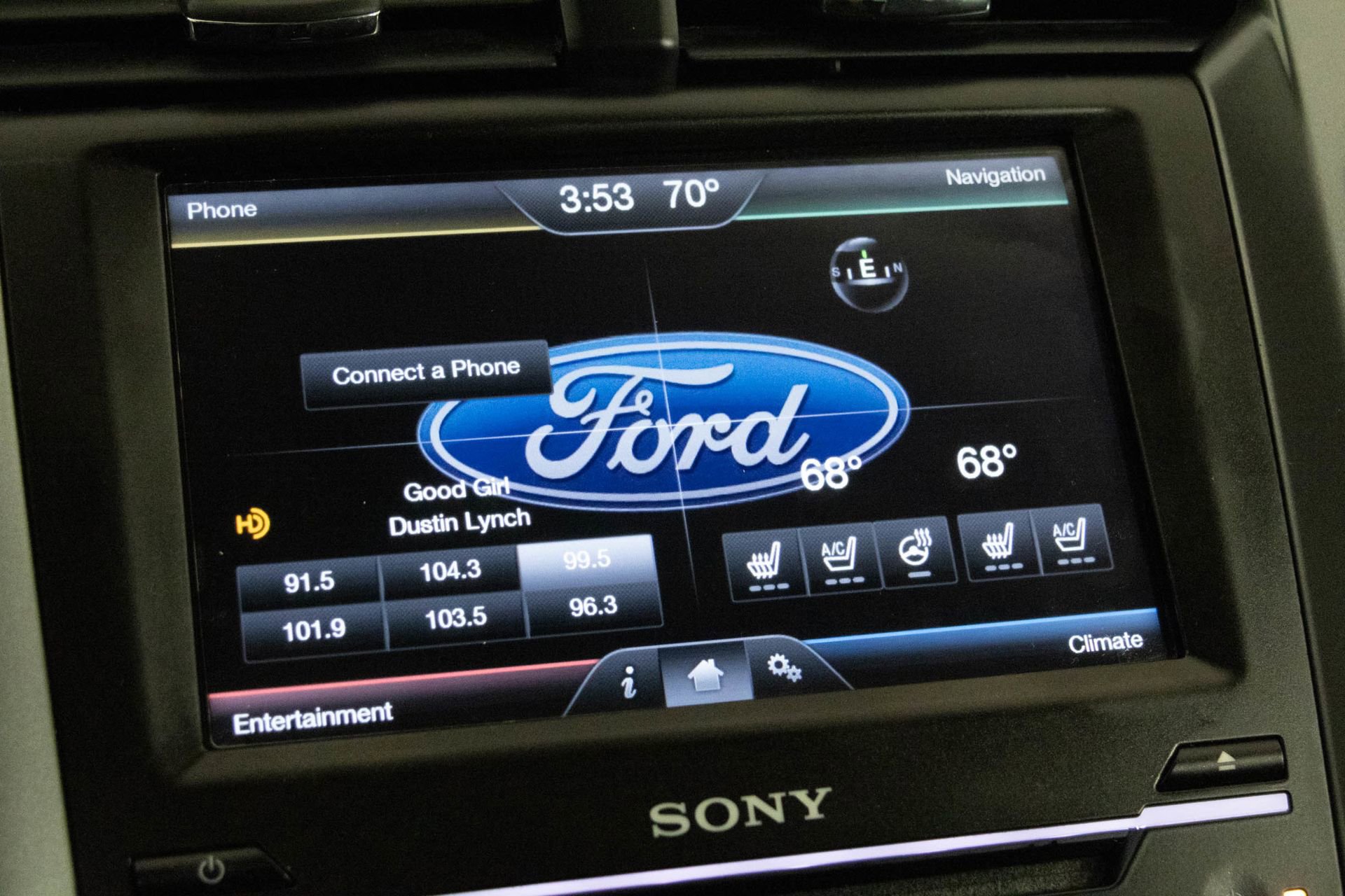 Used 2015 Ford Fusion Titanium image 22