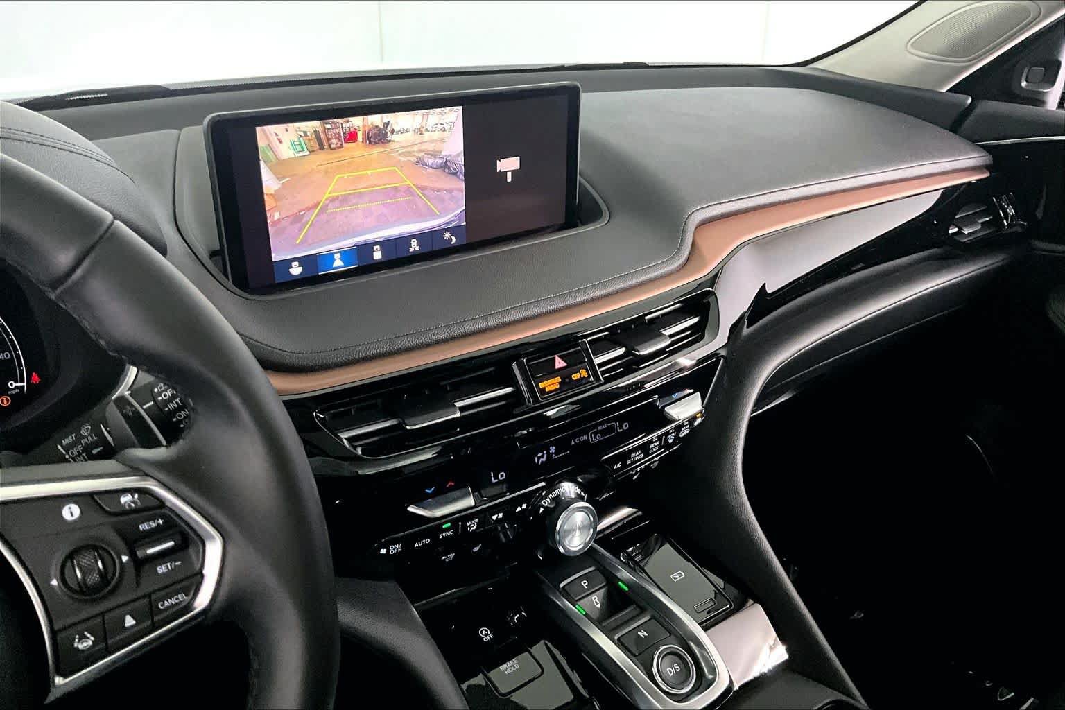 Used 2022 Acura MDX SH-AWD image 34