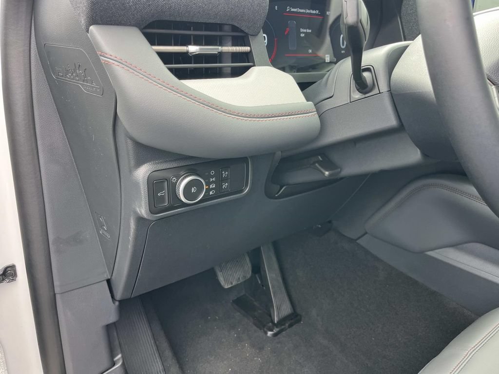 New 2026 Ford Explorer Active w/ Active Comfort Package AWD/4WD image 31