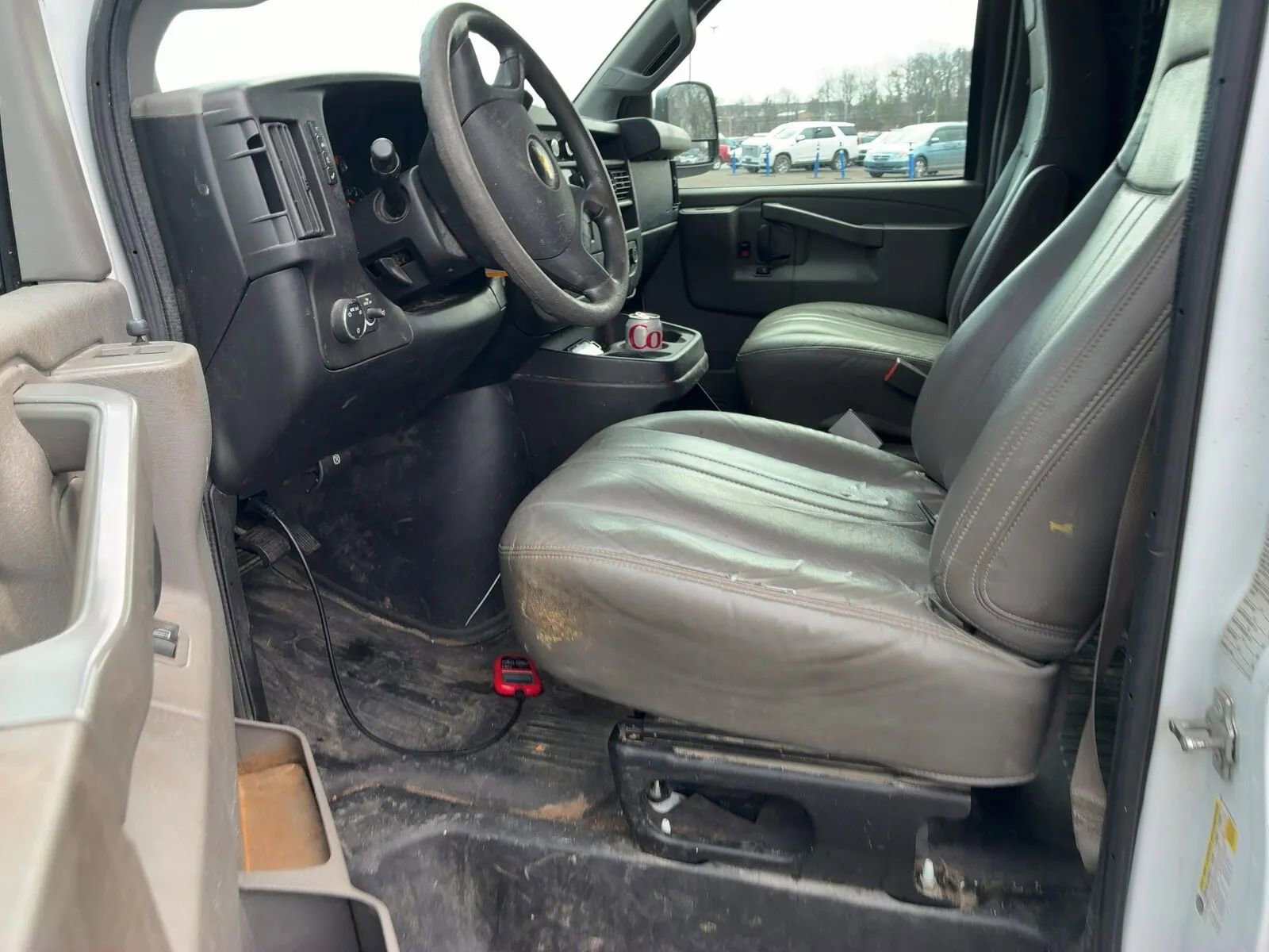 Used 2017 Chevrolet Express 2500 image 4