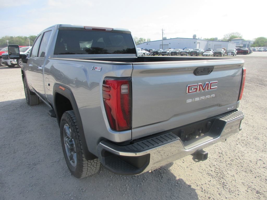 New 2026 GMC Sierra 2500 SLT AWD/4WD image 7