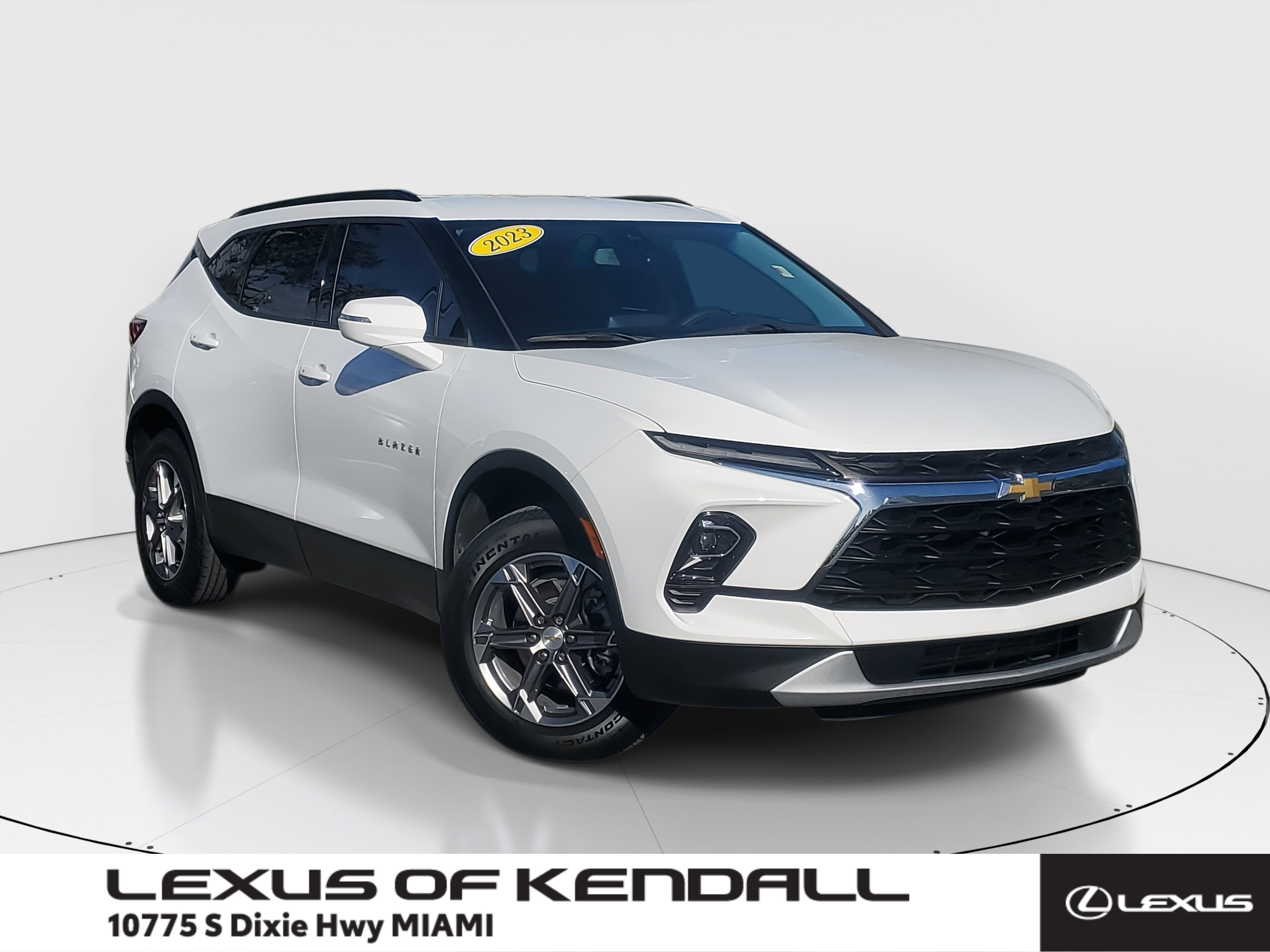 Used 2023 Chevrolet Blazer LT image 1