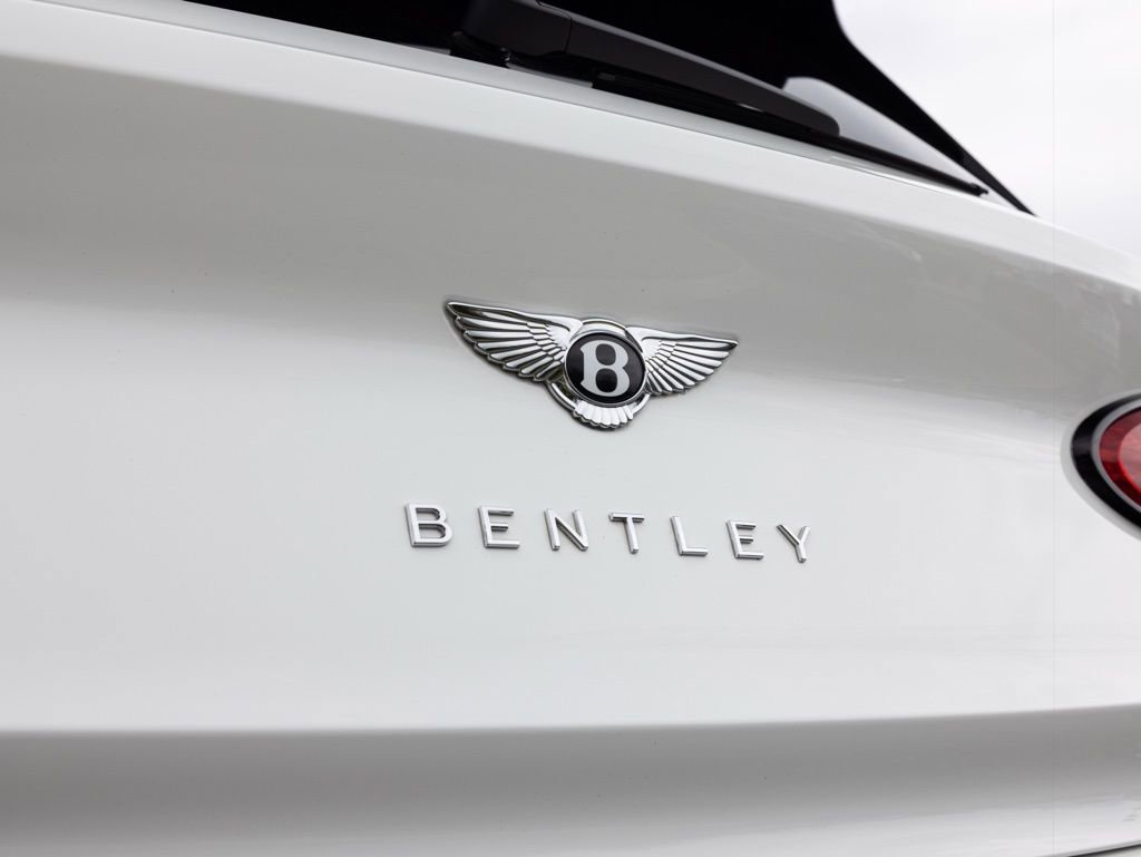 Used 2024 Bentley Bentayga image 66