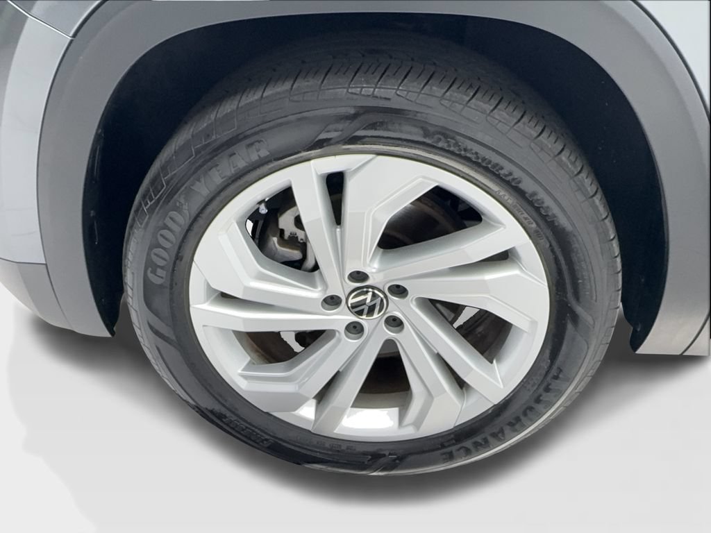 Used 2023 Volkswagen Atlas SE w/ Panoramic Sunroof Package FWD image 14