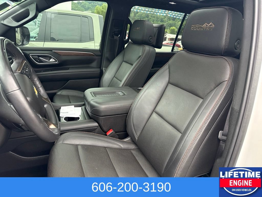 Used 2024 Chevrolet Suburban High Country w/ Advanced Technology Package AWD/4WD image 27