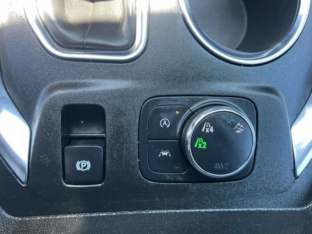 Certified 2023 Chevrolet Traverse LT FWD image 33