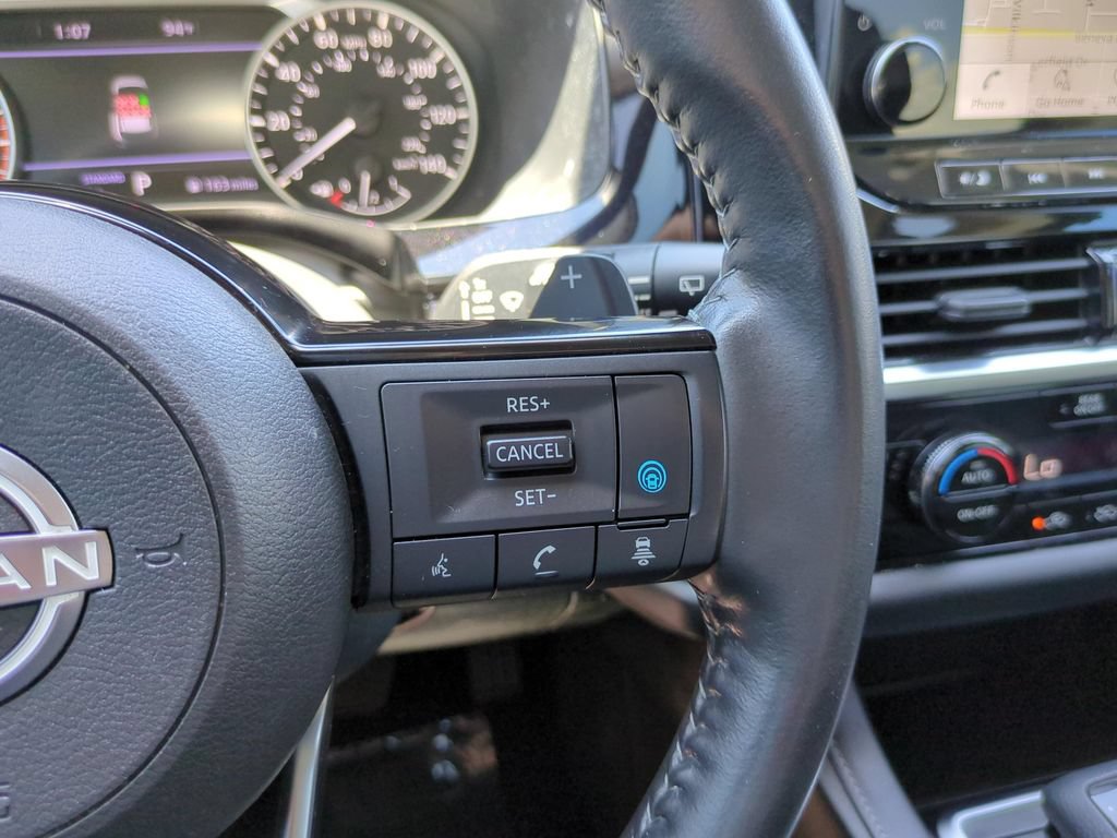 Certified 2022 Nissan Pathfinder SL FWD image 21