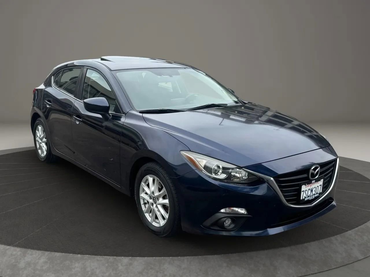 Used 2016 MAZDA MAZDA3 i Touring image 2