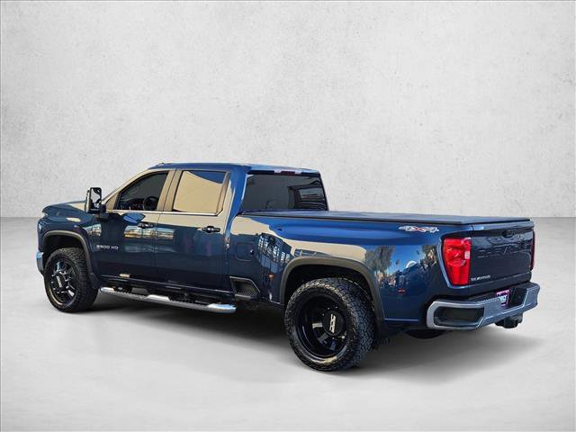 Used 2022 Chevrolet Silverado 3500 LT w/ Convenience Package image 7