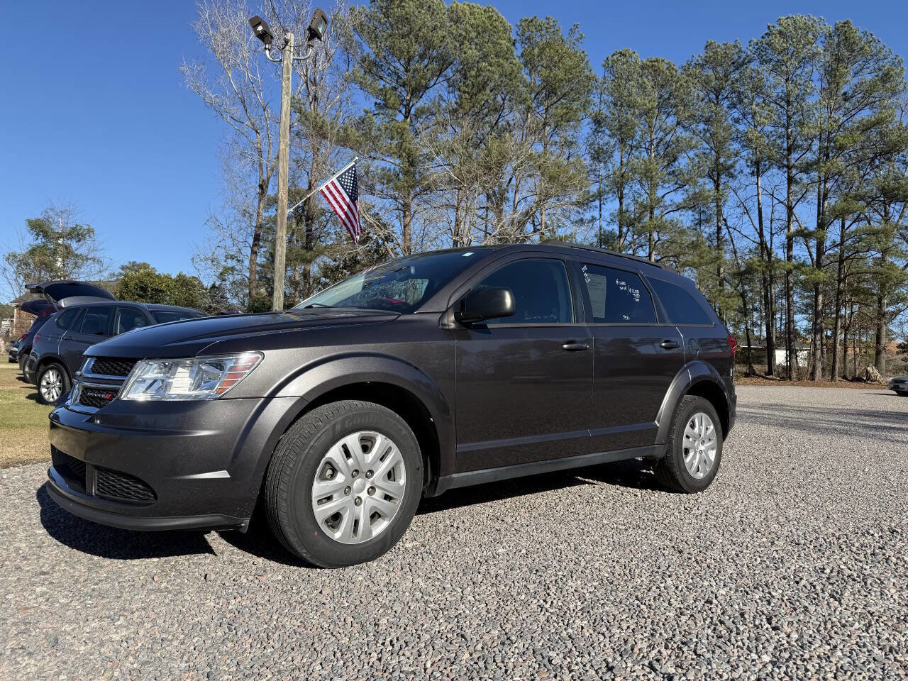 Used 2018 Dodge Journey SE image 2
