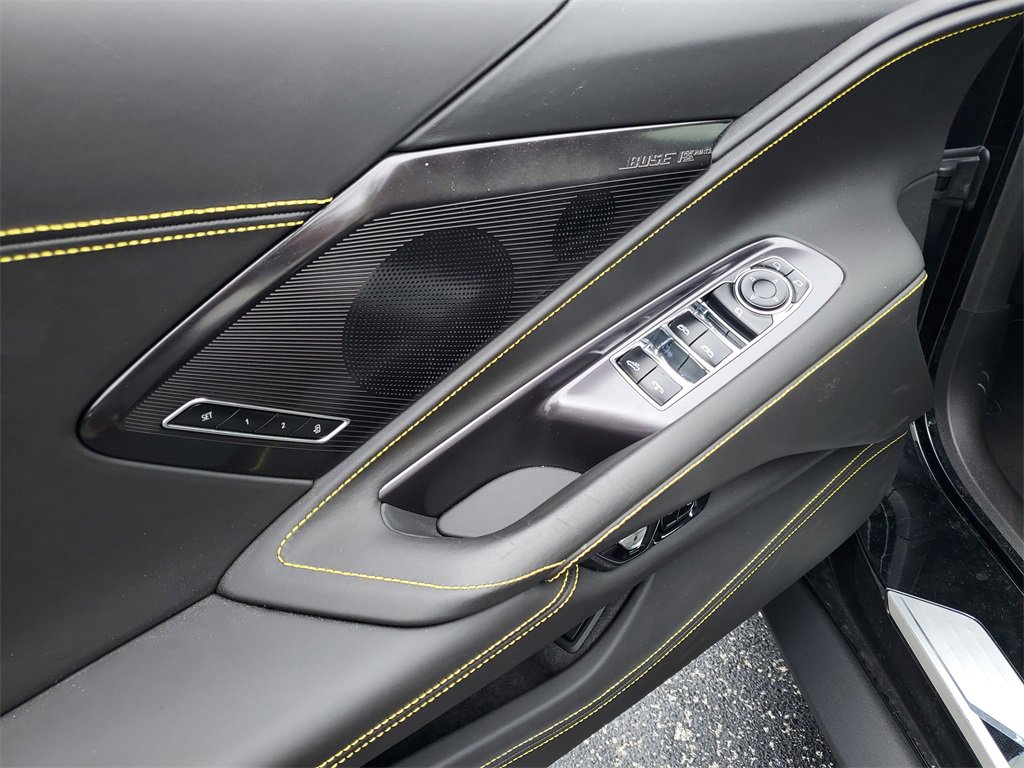 Used 2023 Chevrolet Corvette Stingray Premium Conv w/ Z51 Performance Package image 13