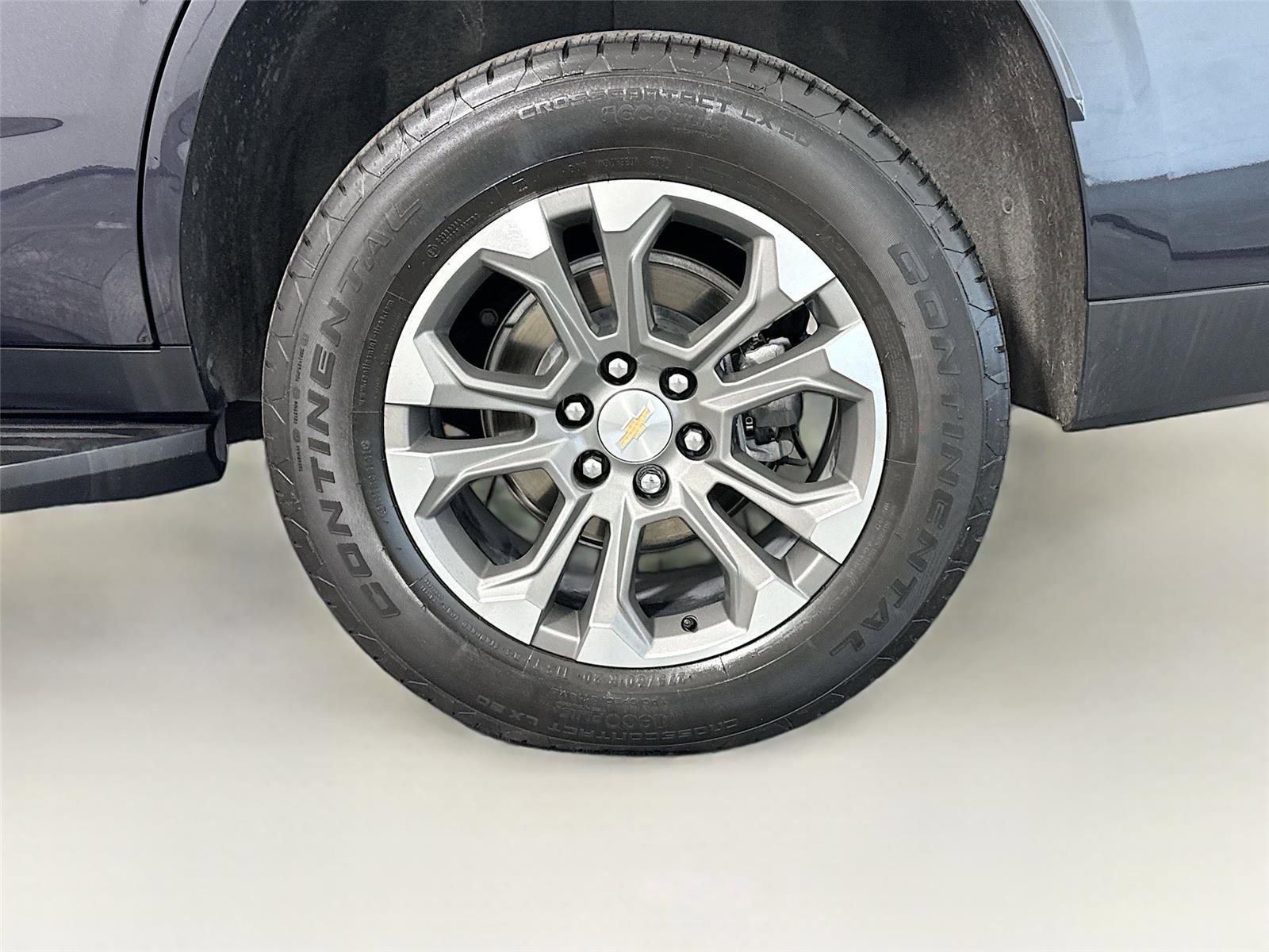 Used 2025 Chevrolet Tahoe LS RWD image 35