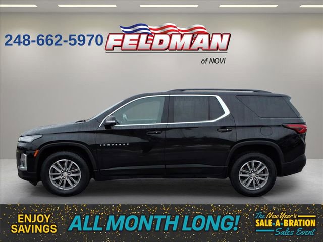 Used 2023 Chevrolet Traverse LT image 2