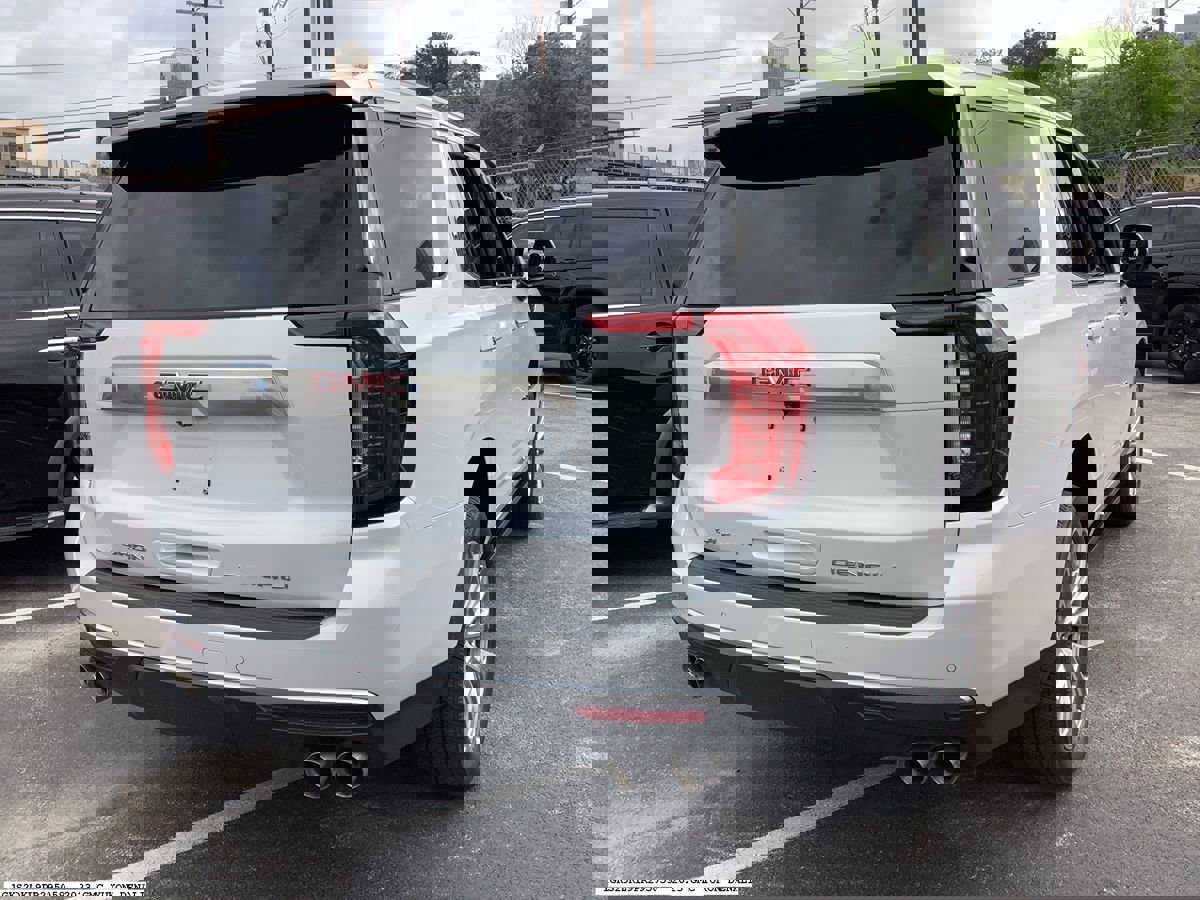 Used 2023 GMC Yukon Denali w/ Max Trailering Package image 6