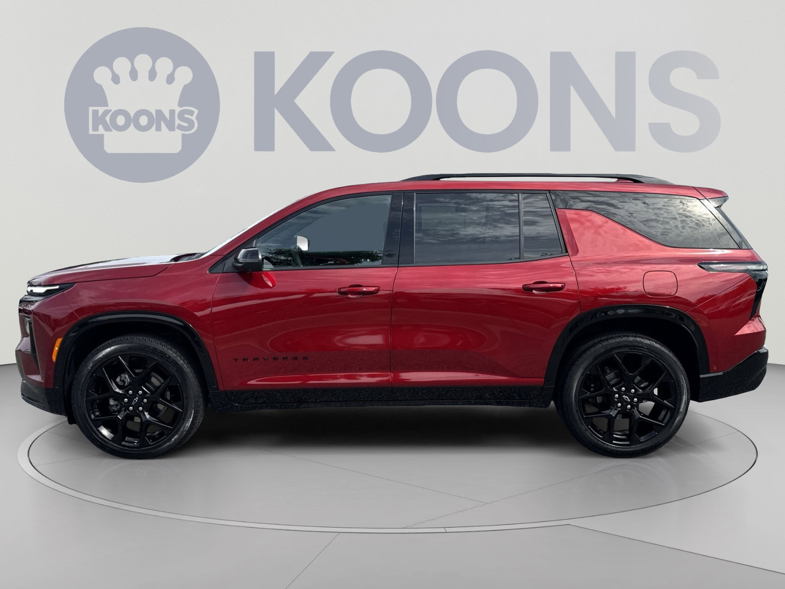 Used 2024 Chevrolet Traverse RS FWD image 2
