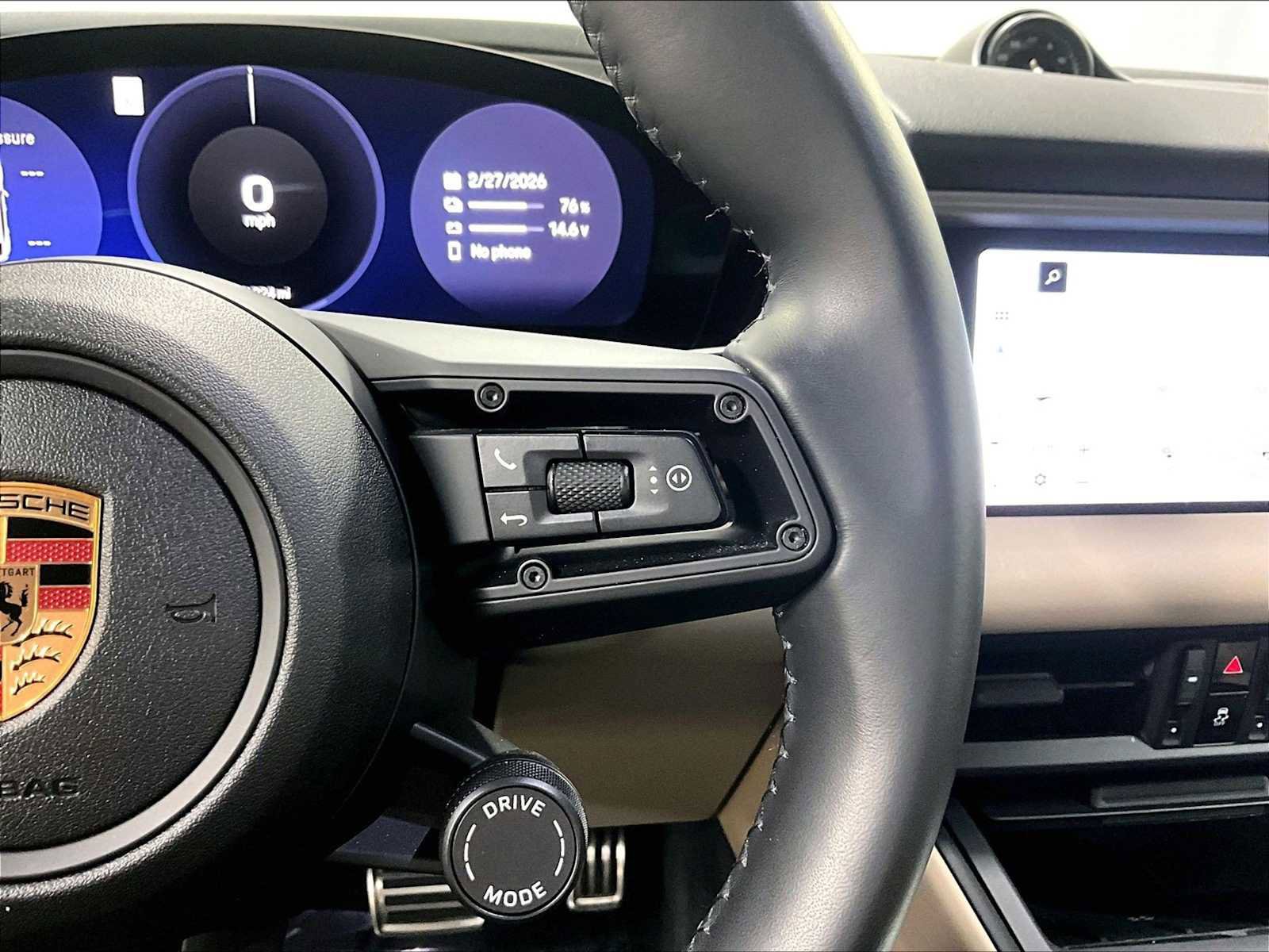 Used 2024 Porsche Macan 4 Electric image 23