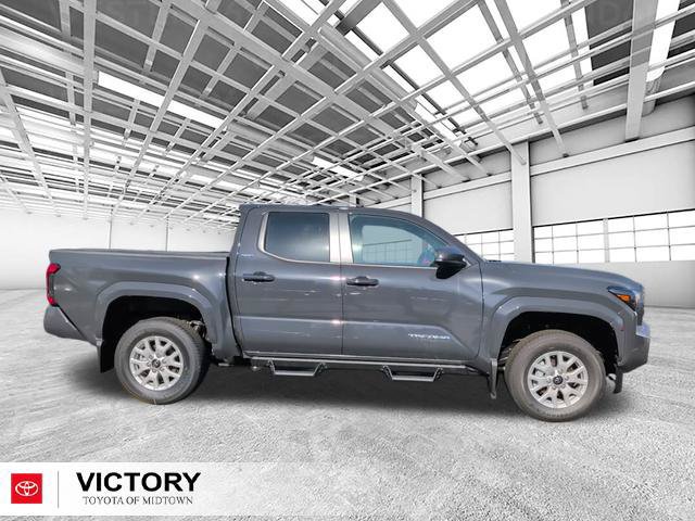 Used 2026 Toyota Tacoma SR5 AWD/4WD image 2
