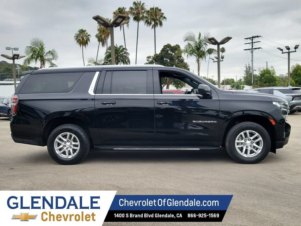 Certified 2024 Chevrolet Suburban LT AWD/4WD image 10