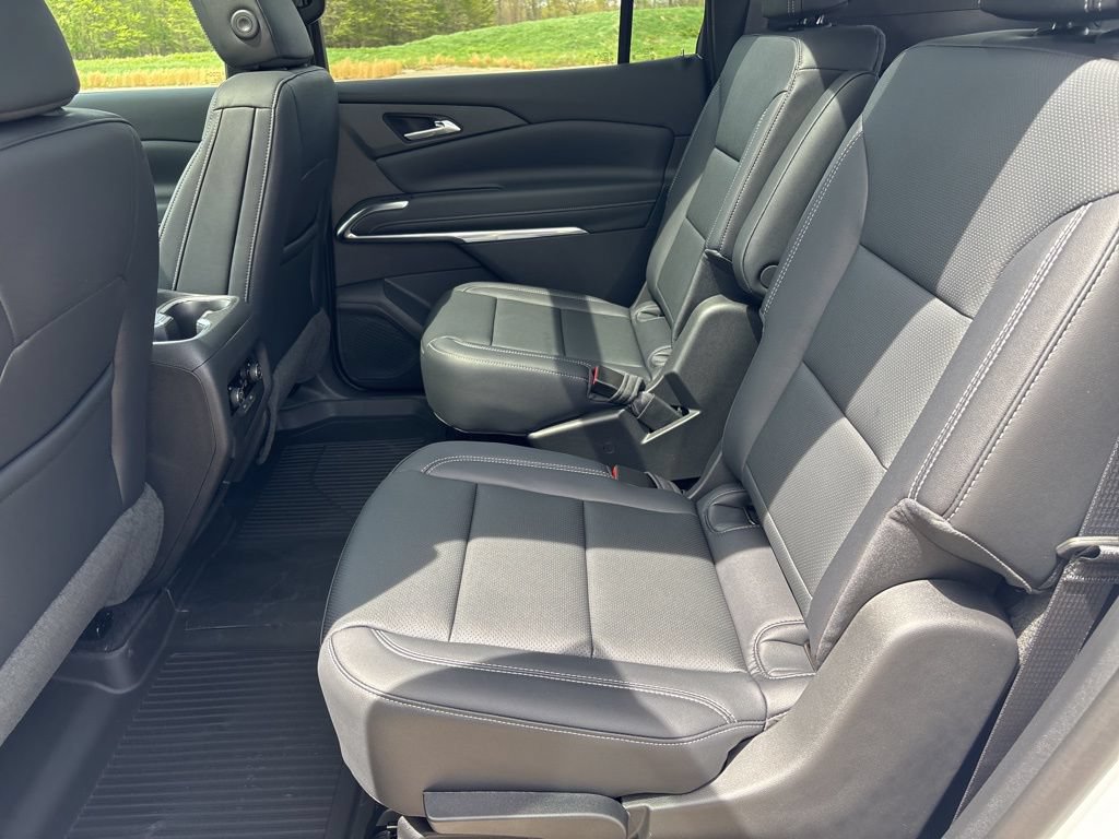 New 2026 Chevrolet Traverse LT w/ Sun and Wheel Package FWD image 51