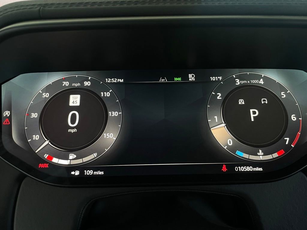 Used 2024 Land Rover Range Rover Sport SE image 34