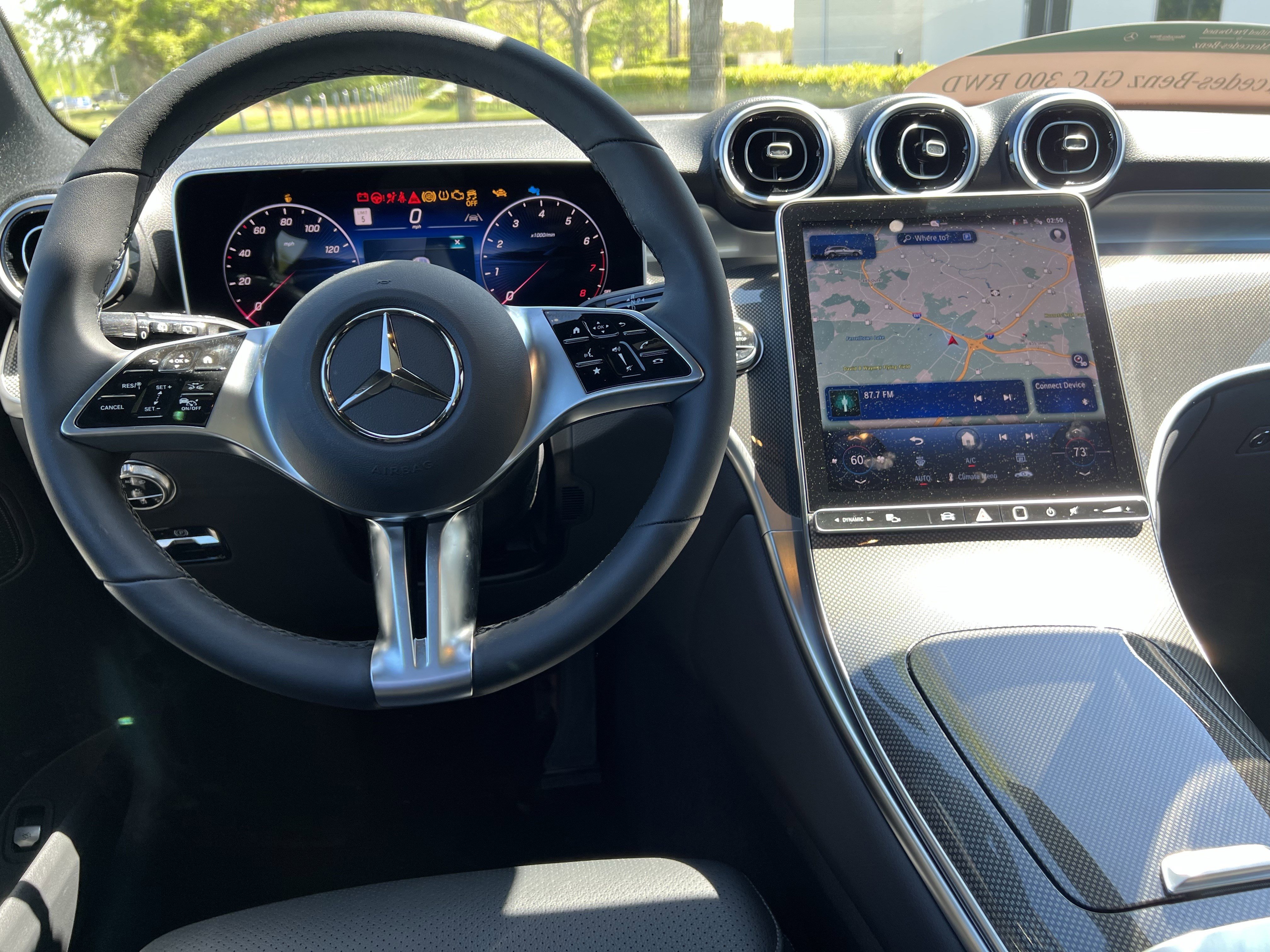 Certified 2025 Mercedes-Benz GLC 300 image 30