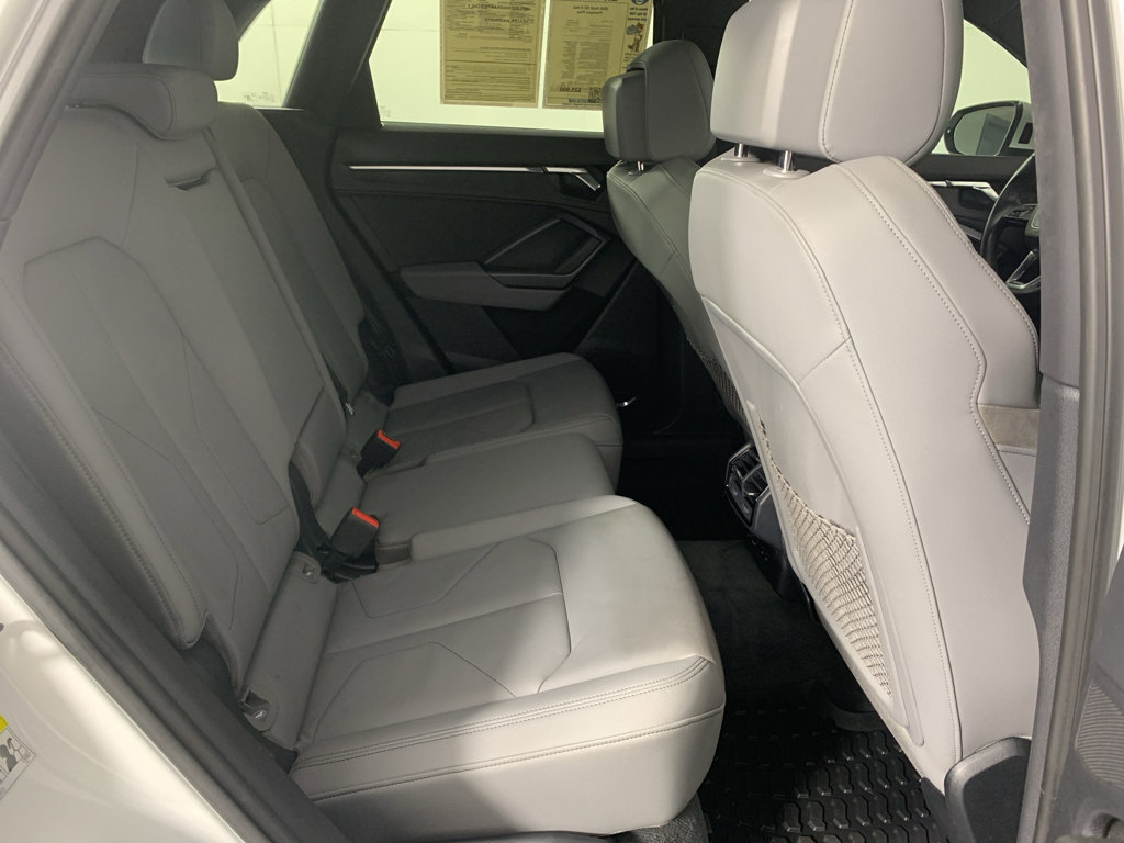 Used 2020 Audi Q3 2.0T Premium Plus AWD/4WD image 40
