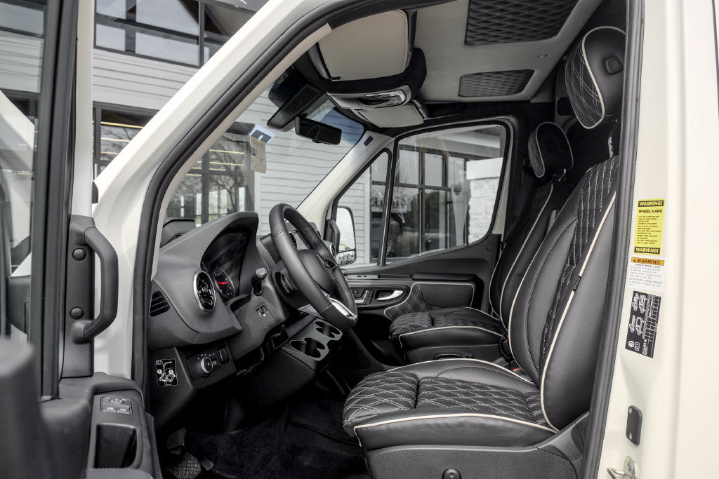 New 2025 Mercedes-Benz Sprinter 3500 image 12