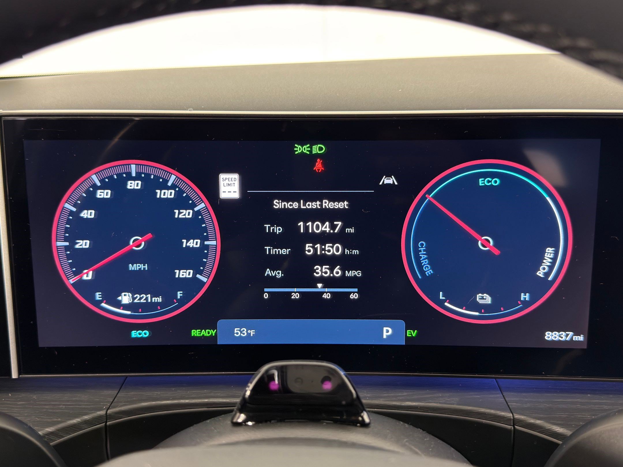 Used 2025 Hyundai Santa Fe Limited image 17