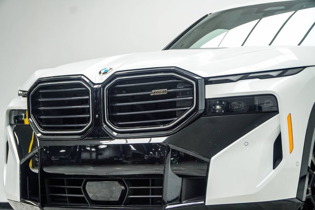 Used 2023 BMW XM w/ M Driver's Package AWD/4WD image 2
