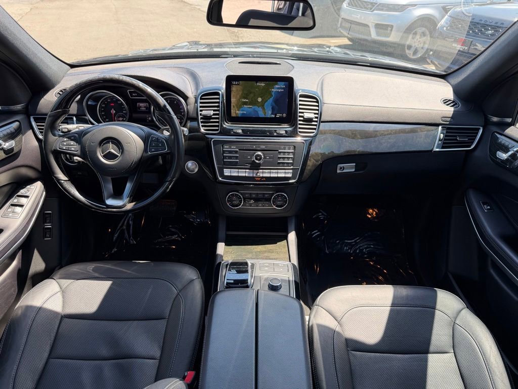 Used 2017 Mercedes-Benz GLS 550 4MATIC image 27