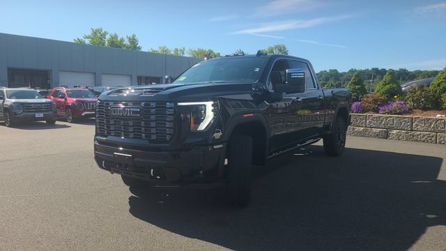 New 2026 GMC Sierra 2500 Denali Ultimate AWD/4WD image 3