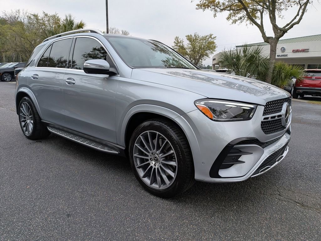 Used 2025 Mercedes-Benz GLE 350 4MATIC image 2