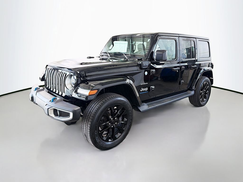 Used 2023 Jeep Wrangler Unlimited Sahara w/ Cold Weather Group image 5