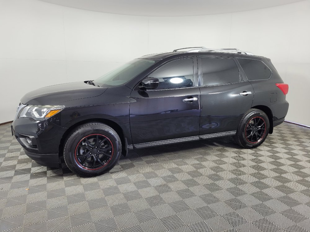 Used 2019 Nissan Pathfinder S FWD image 2
