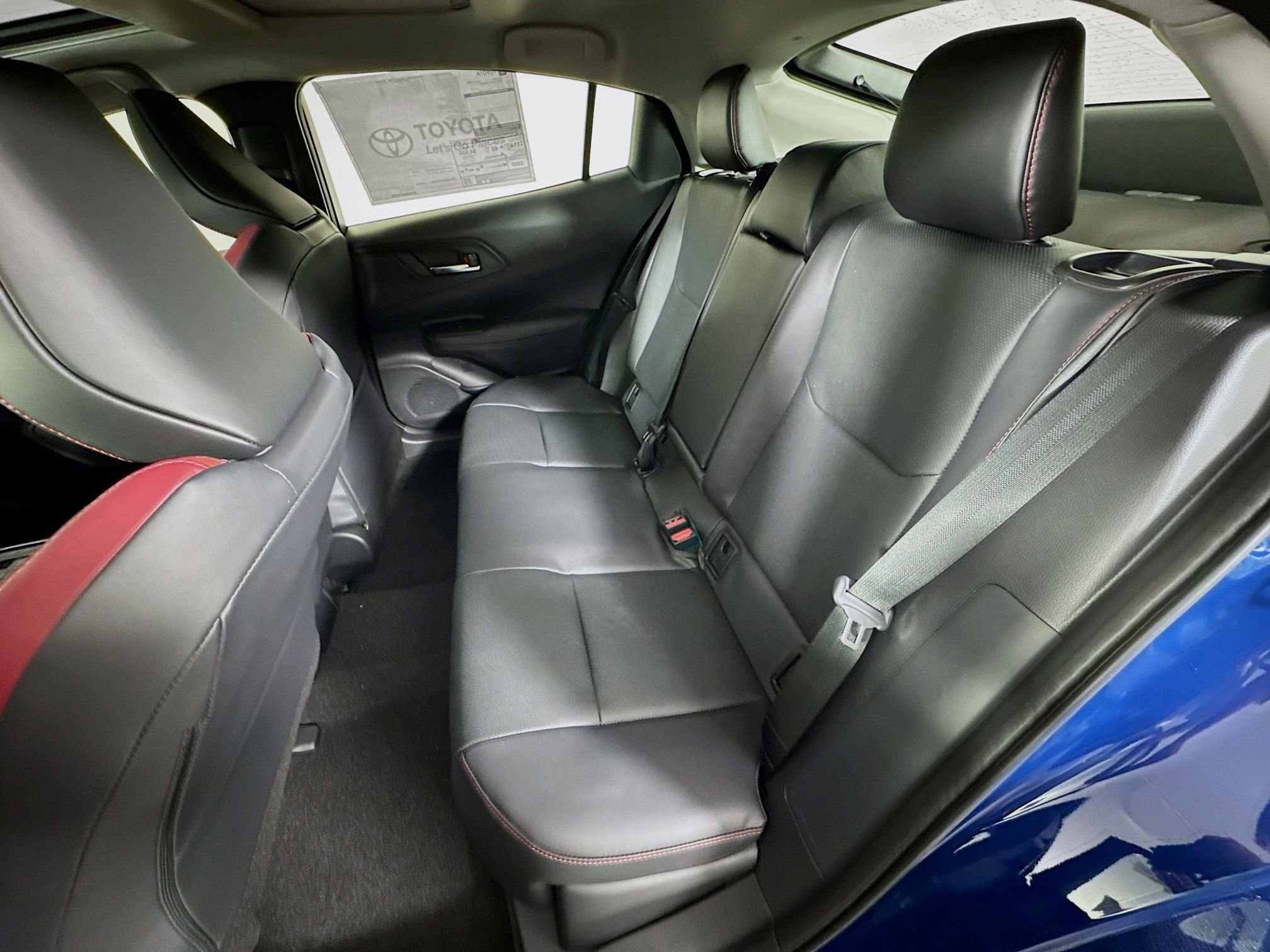New 2026 Toyota Prius Plug-In Hybrid FWD image 17