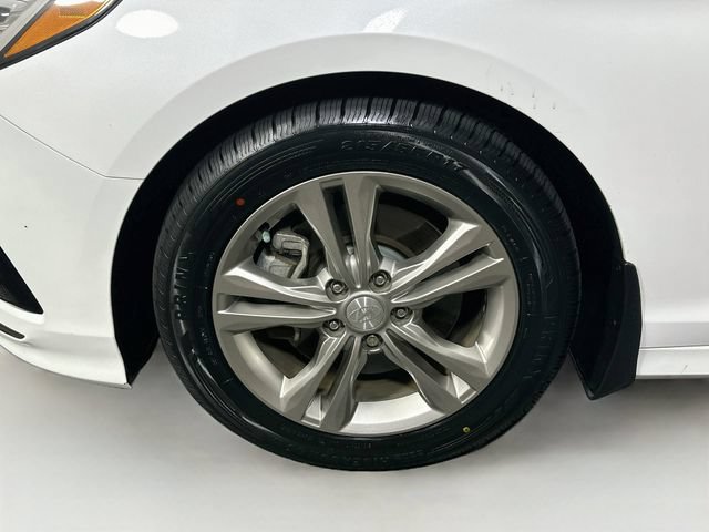 Used 2019 Hyundai Sonata Limited w/ Ultimate Package 04 FWD image 38