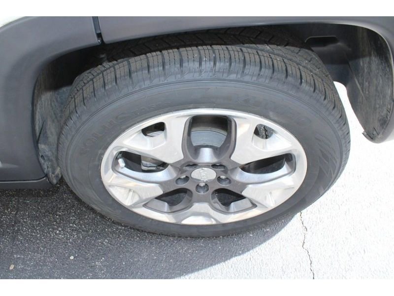 Used 2021 Jeep Compass Limited w/ Elite Interior Group image 9