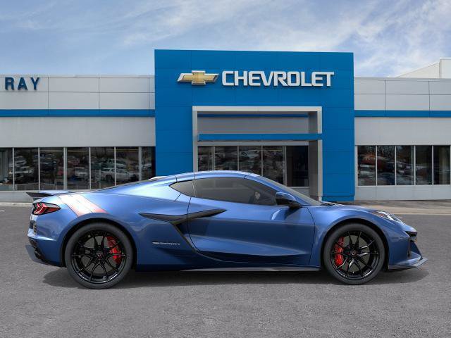 New 2027 Chevrolet Corvette Grand Sport w/ Stealth Interior Trim Package RWD image 36