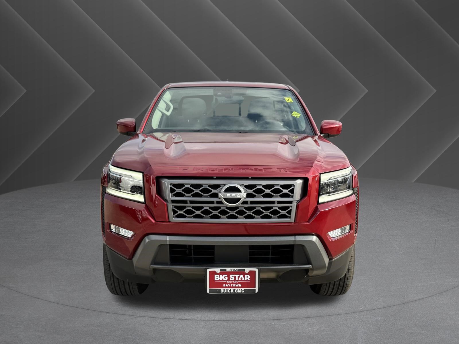 Used 2024 Nissan Frontier SL RWD image 3