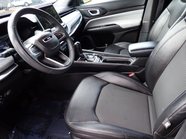 Used 2024 Jeep Compass Latitude AWD/4WD image 11