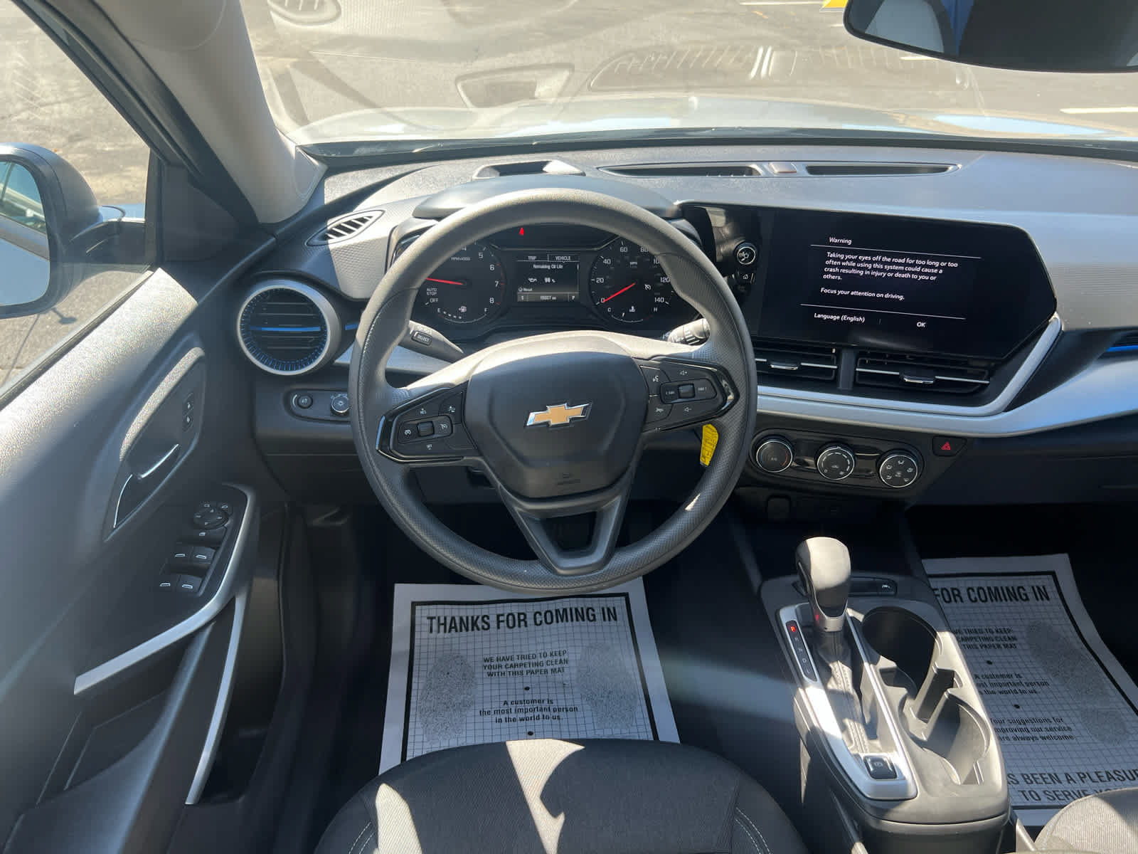 Used 2025 Chevrolet Trax LS w/ Driver Confidence Package FWD image 3