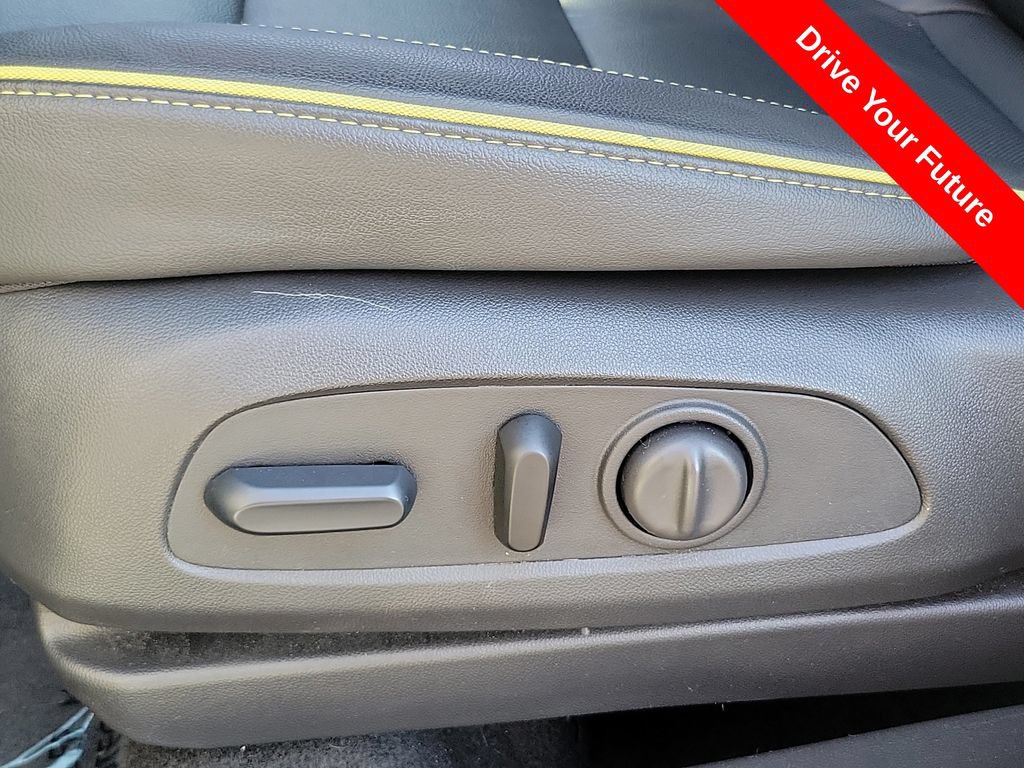 Used 2024 Chevrolet TrailBlazer ACTIV FWD image 17