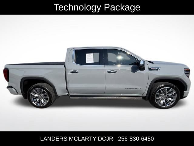Used 2025 GMC Sierra 1500 Denali image 8